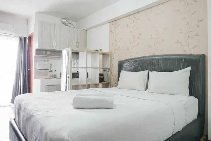 Enjoy Living Studio Room At Cinere Resort Apartment — фото 4