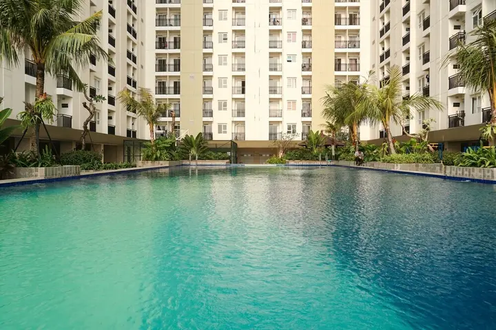 Депок: Enjoy Living Studio Room At Cinere Resort Apartment