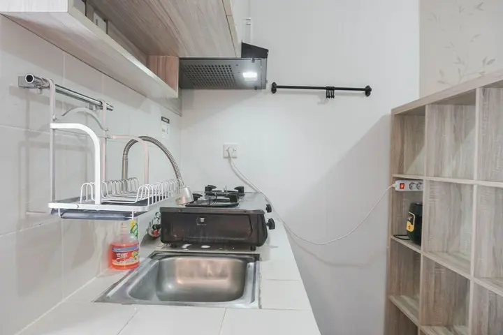 Депок: Enjoy Living Studio Room At Cinere Resort Apartment