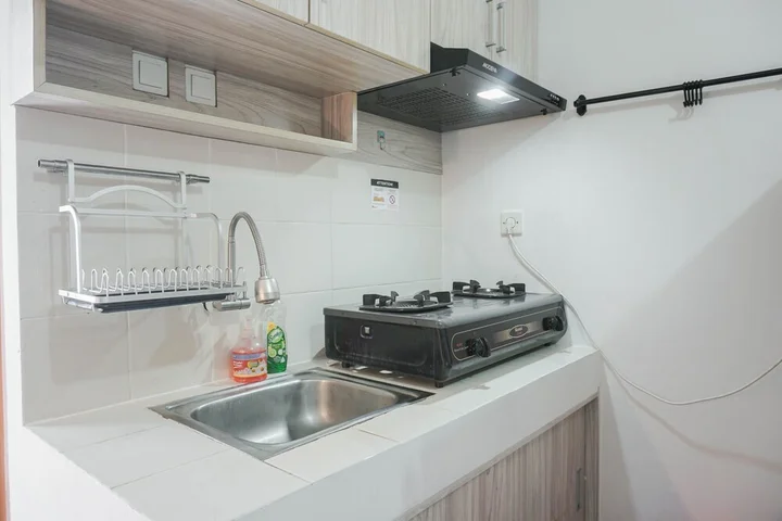 Депок: Enjoy Living Studio Room At Cinere Resort Apartment