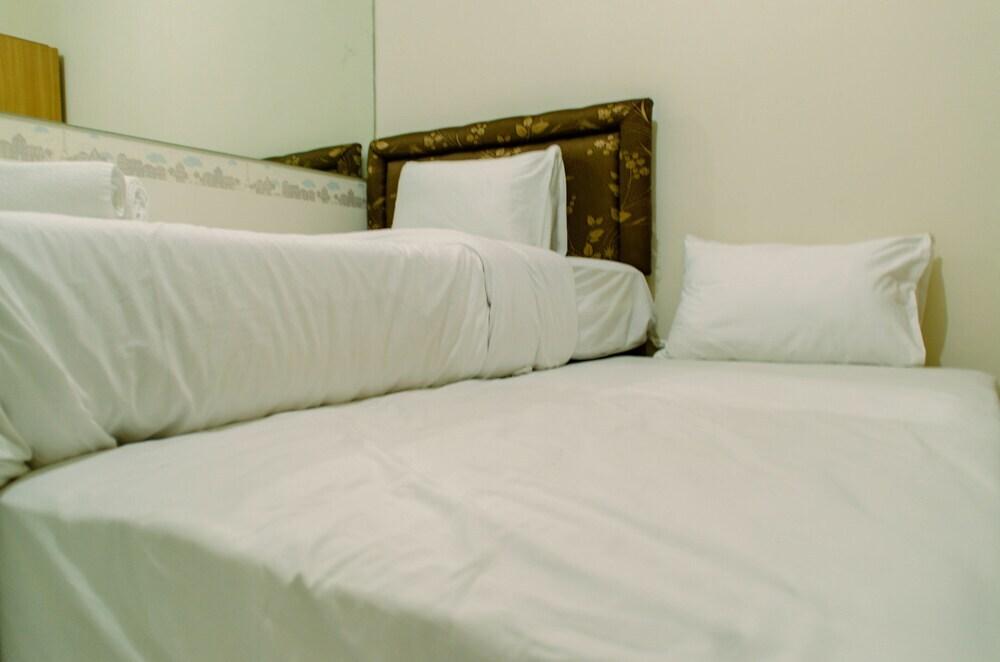 Тангеранг: Strategic Studio Apartment At Aeropolis Residence Near Airport