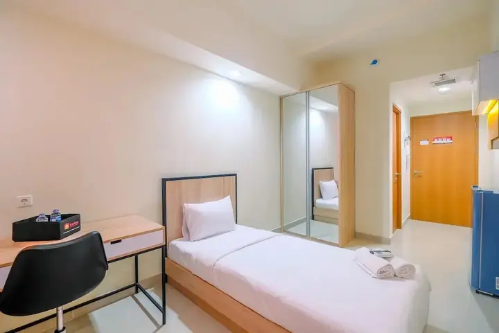 Депок: Nice Studio At Evenciio Margonda Apartment