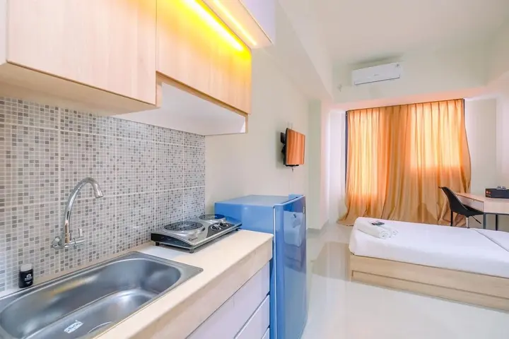 Депок: Nice Studio At Evenciio Margonda Apartment