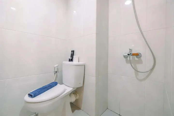Депок: Nice Studio At Evenciio Margonda Apartment