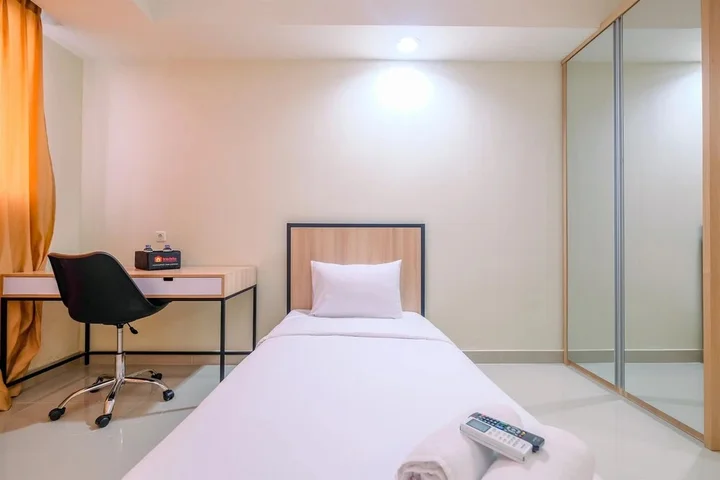 Депок: Nice Studio At Evenciio Margonda Apartment