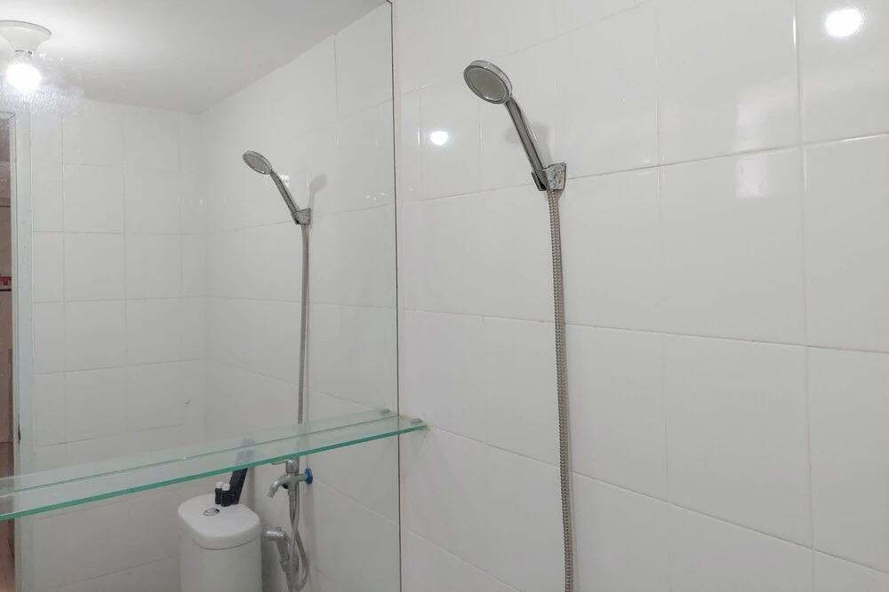 Джакарта: Comfort 2Br Apartment At Bassura City