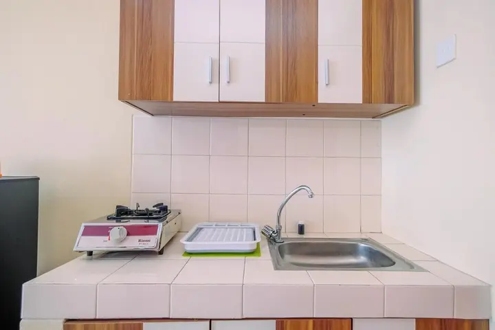 Депок: Comfort and Simply Studio Apartment at Margonda Residence 3