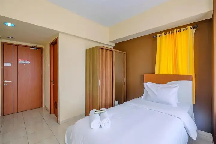 Comfort and Simply Studio Apartment at Margonda Residence 3 — фото 5