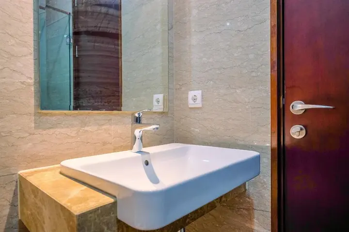 Джакарта: Fancy and Comfy Studio at Menteng Park Apartment
