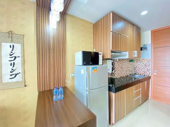Бандунг: Comfy Studio Permium at Beverly Dago Apartment