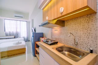Депок: Nice and Cozy Studio Room at Evenciio Margonda Apartment