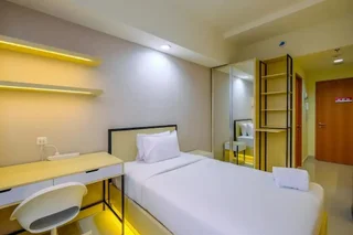 Депок: Comfy And Minimalist Studio At Evenciio Margonda Apartment
