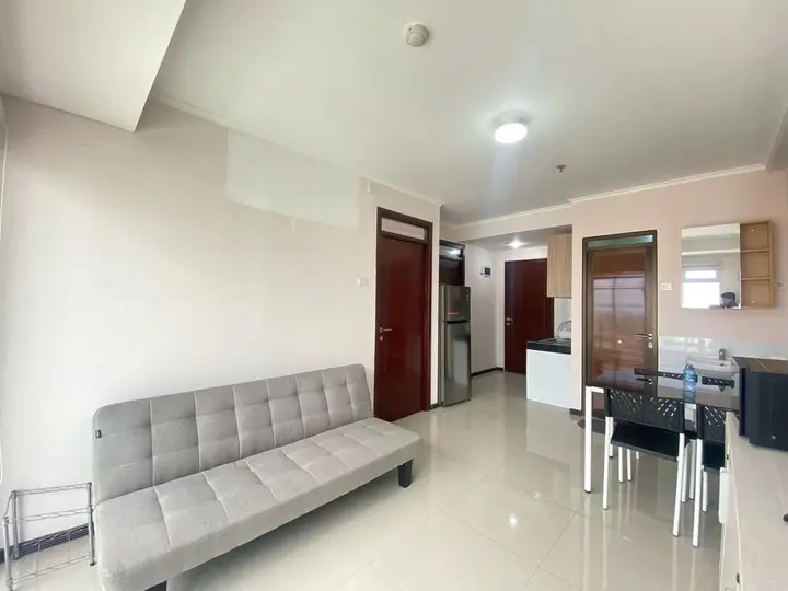 Бандунг: Comfy 2Br Apartment At Gateway Pasteur Near Pasteur Exit Toll