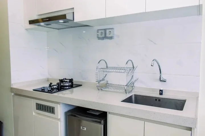 Legok: Studio With Cozy Design At Sky House Bsd Apartment