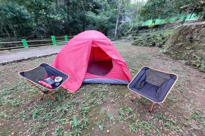 Батуретно: Goa Slarong Camping Ground
