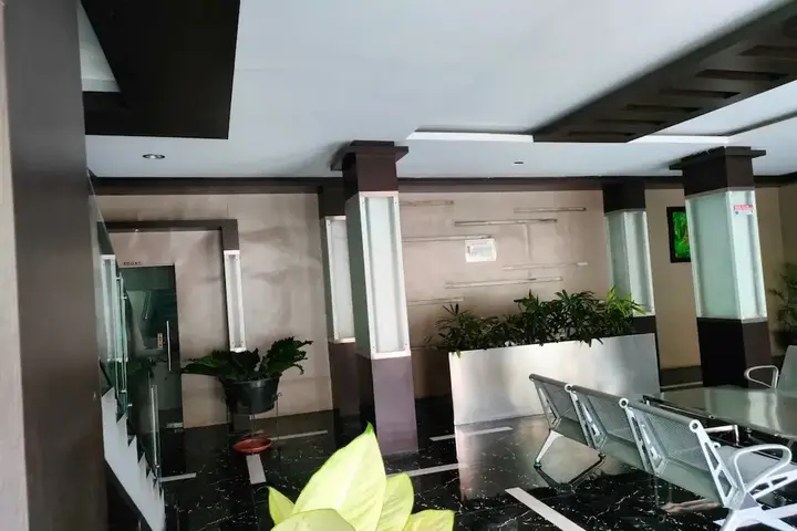 Медан: Lonari Hotel