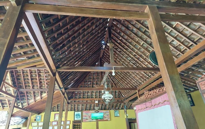 Батуретно: Nara Homestay Syariah