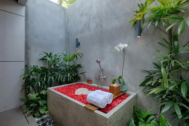 Беноа: Taman Dhamawangsa Suites