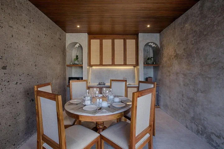 Беноа: Taman Dhamawangsa Suites