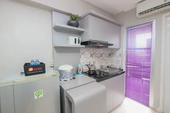 Джакарта: Strategic And Restful 2Br At Bassura City Apartment