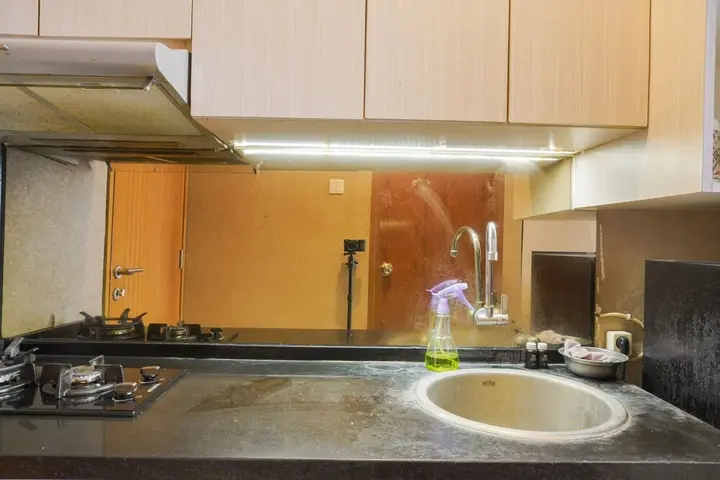 Депок: Warm And Cozy Studio At Cinere Bellevue Suites Apartment