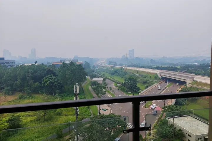 Legok: Studio Room With Comfortable Design At Sky House Bsd Apartment