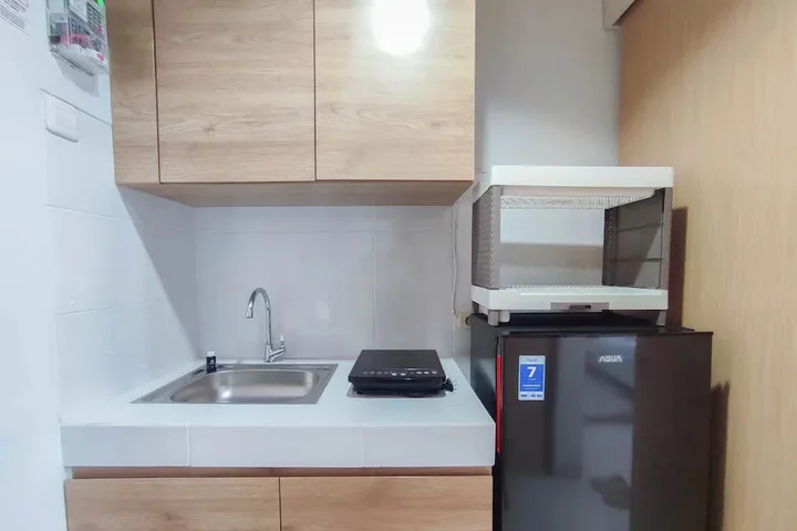 Семаранг: Best Deal And Comfortable 1Br The Alton Apartment