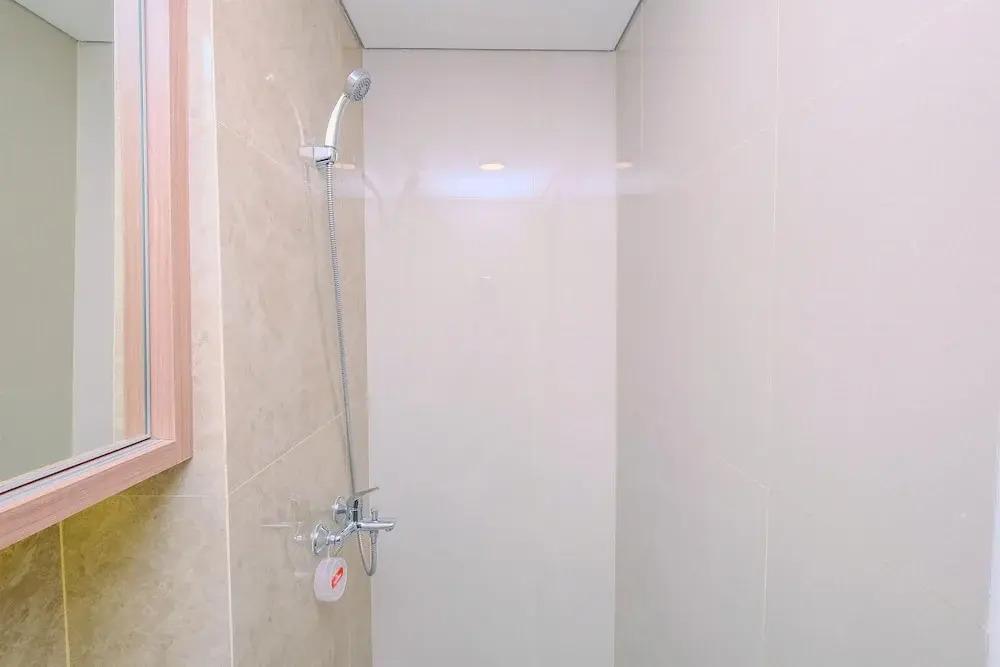 Депок: Cozy Studio At Transpark Cibubur Apartment
