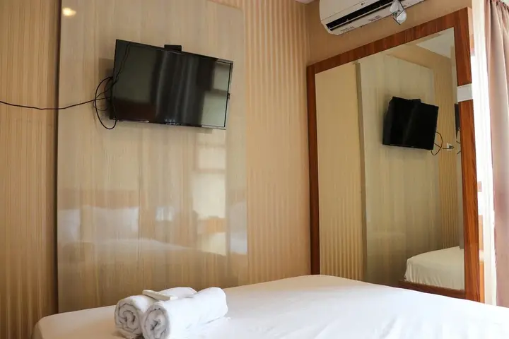 Cozy And Simply Studio At Cinere Bellevue Suites Apartment — фото 5
