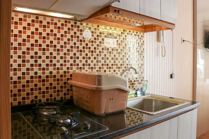 Депок: Cozy And Simply Studio At Cinere Bellevue Suites Apartment