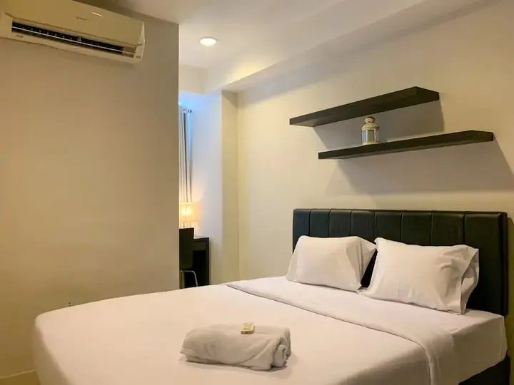 Warm And Cozy 2Br At Cinere Bellevue Suites Apartment — фото 2
