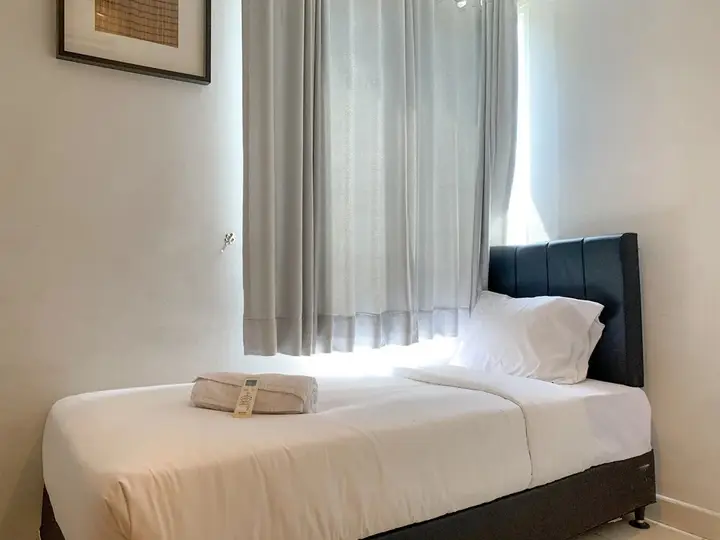 Warm And Cozy 2Br At Cinere Bellevue Suites Apartment — фото 3