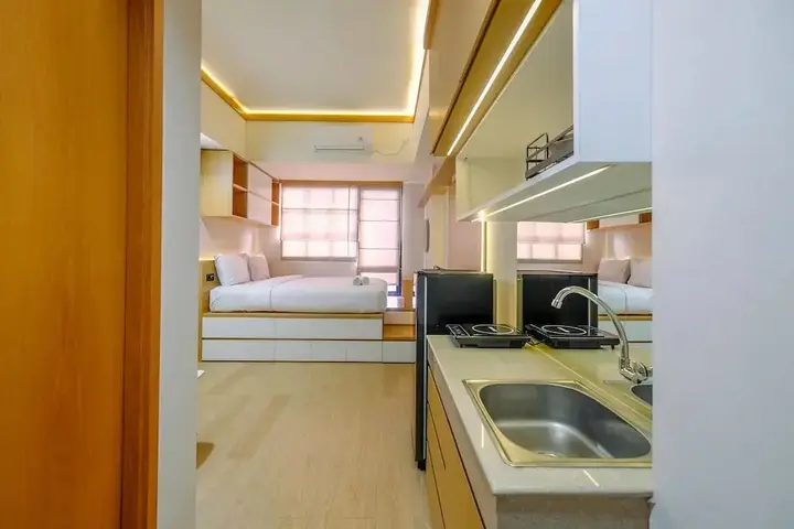 Депок: Best Deal And Tidy Studio At Evenciio Margonda Apartment