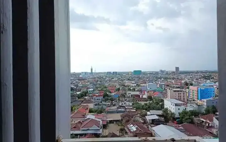 Макассар: Relax Studio At Vida View Makassar Apartment