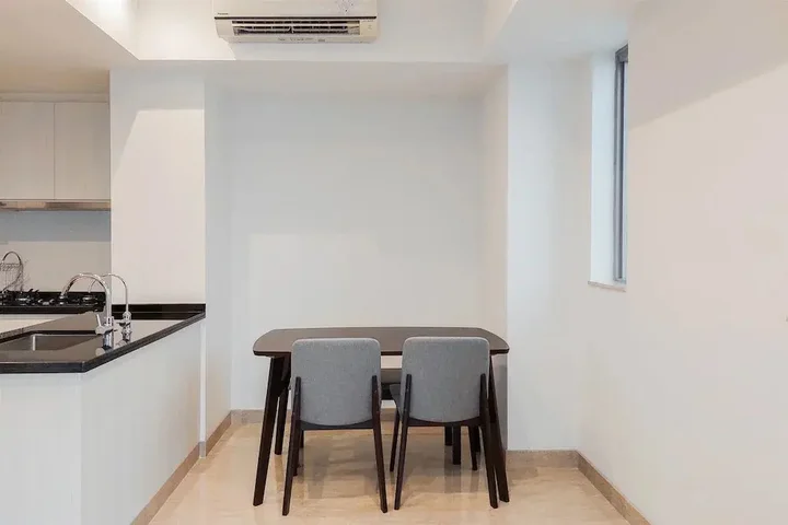 Legok: Spacious 2Br At Branz Bsd Apartment