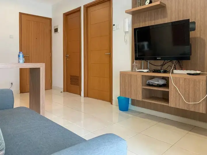 Comfort And Tidy 2Br At Cinere Bellevue Suites Apartment — фото 5
