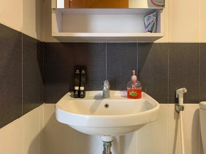 Депок: Comfort And Tidy 2Br At Cinere Bellevue Suites Apartment