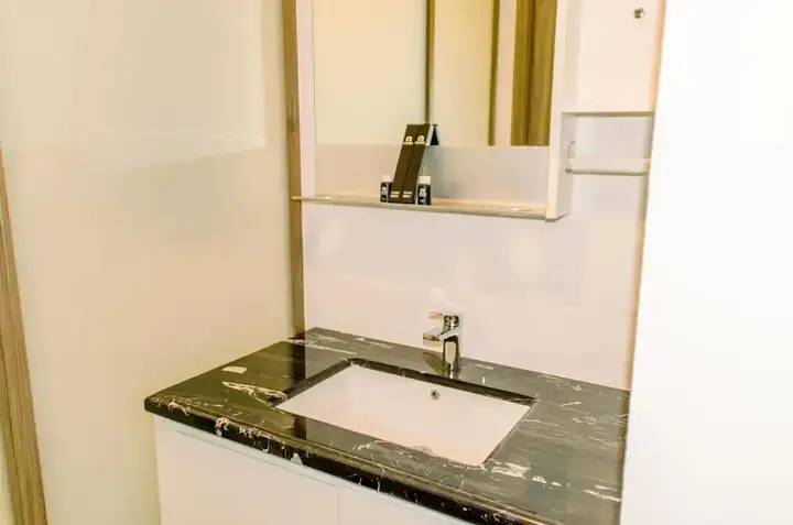 Elegant And Tidy 2Br At Sky House Bsd Apartment — фото 6