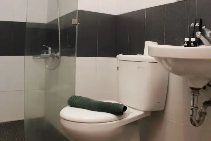 Депок: Best Deal 2Br Apartment At Cinere Bellevue Suites