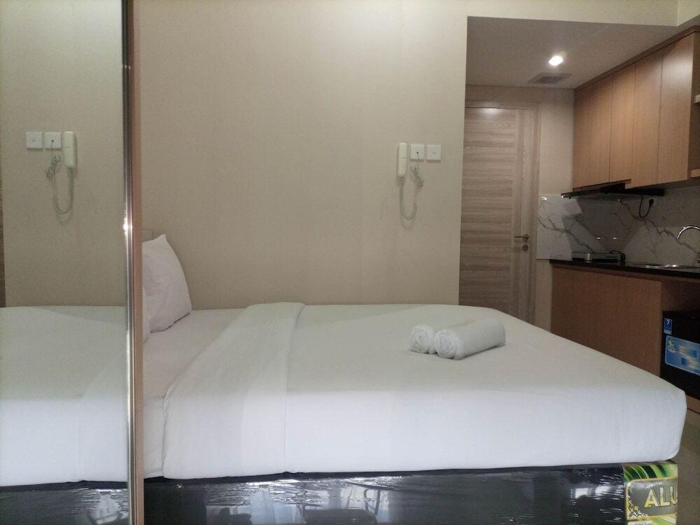 Homey And Tidy Studio Apartment At Taman Melati Sinduadi — фото 1