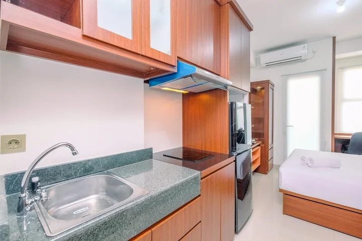 Депок: Fancy And Nice Studio Apartment At Transpark Cibubur