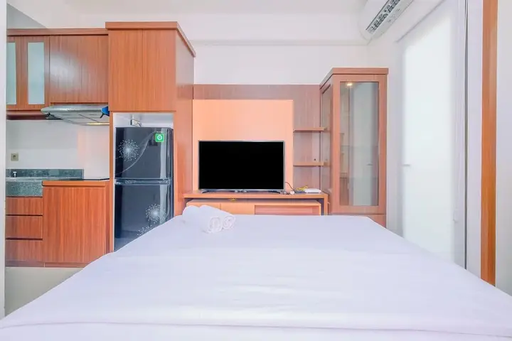 Fancy And Nice Studio Apartment At Transpark Cibubur — фото 6