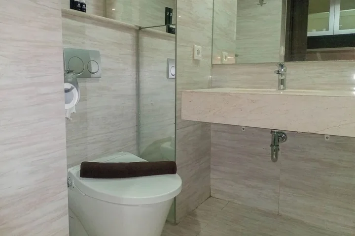 Депок: Elegant And Comfortable 1Br At Uttara The Icon Apartment