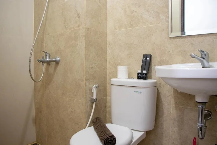 Депок: Fancy And Nice Studio Room At Transpark Cibubur Apartment