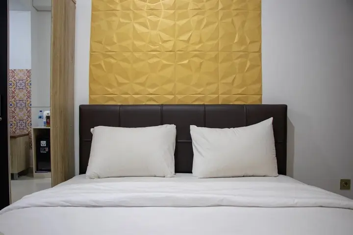 Депок: Fancy And Nice Studio Room At Transpark Cibubur Apartment