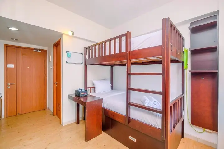 Great Location Studio Apartment At Margonda Residence 3 — фото 6
