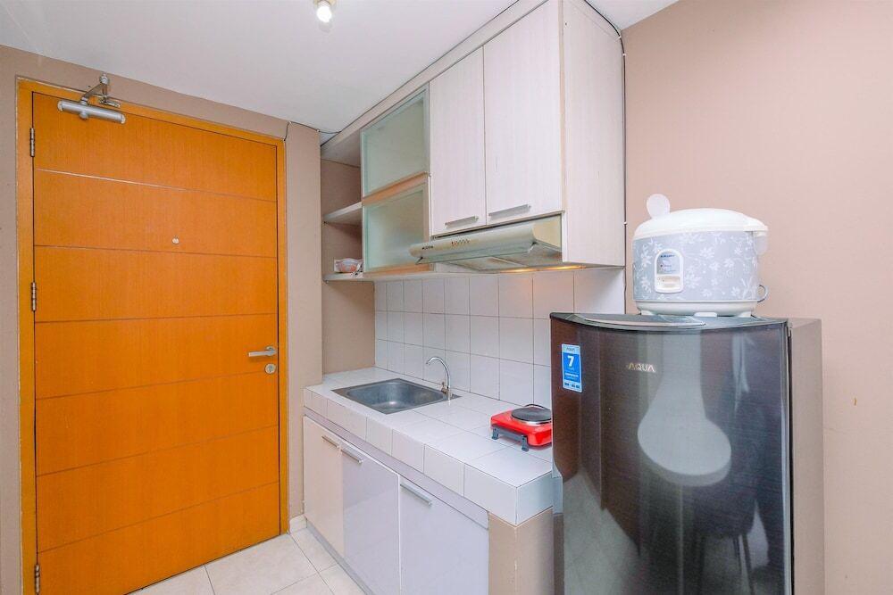 Депок: Warm And Cozy Stay Studio Apartment Margonda Residence 2