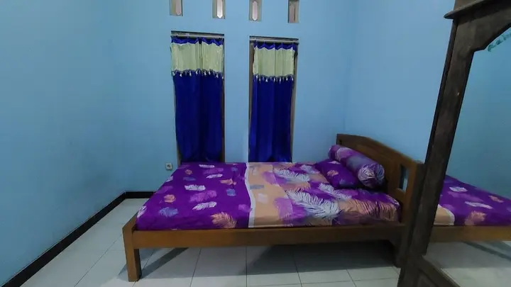 Батуретно: Adzriel Homestay Syariah