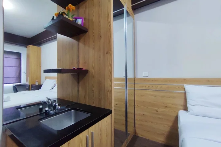 Семаранг: Cozy Studio (No Kitchen) At Candiland Apartment