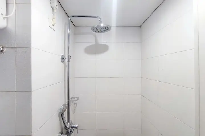 Семаранг: Cozy Studio (No Kitchen) At Candiland Apartment